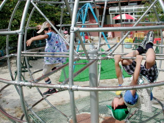 img0004.jpg